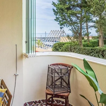 Sea Views With Terrace And Pools Appartement *