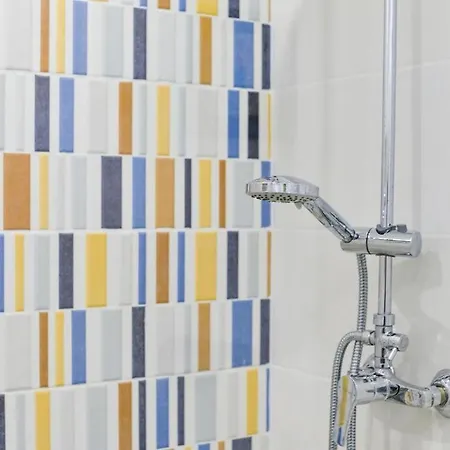 Apartment With Terrace And Pools In The Port *