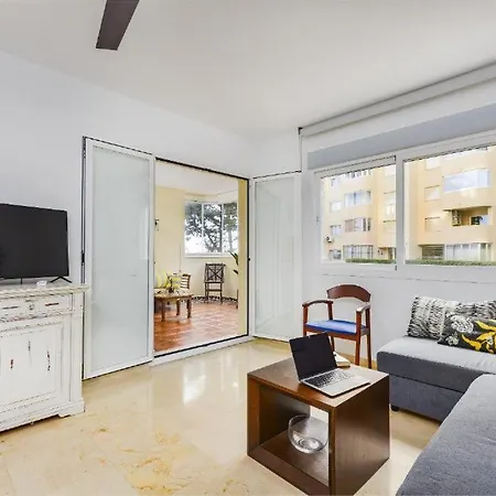 Apartment With Terrace And Pools In The Port