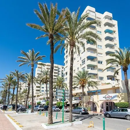Sea Views With Terrace And Pools Estepona