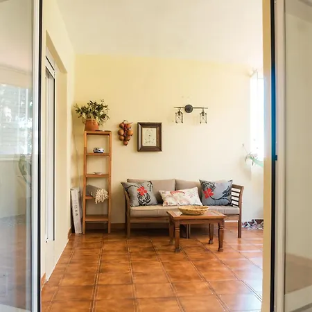 Apartment With Terrace And Pools In The Port