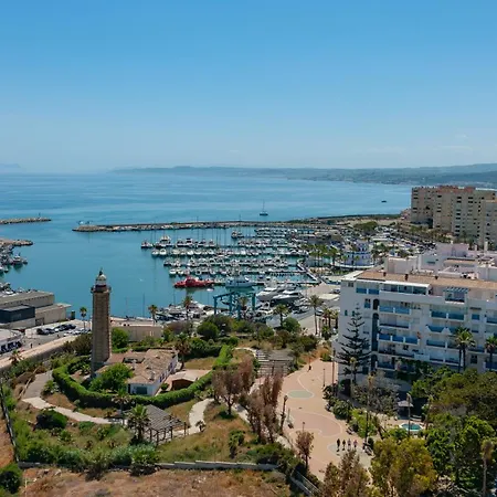 Apartament With Terrace And Pools In The Port