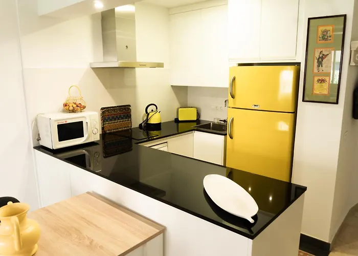 With Terrace And Pools In The Port * Εστεπόνα