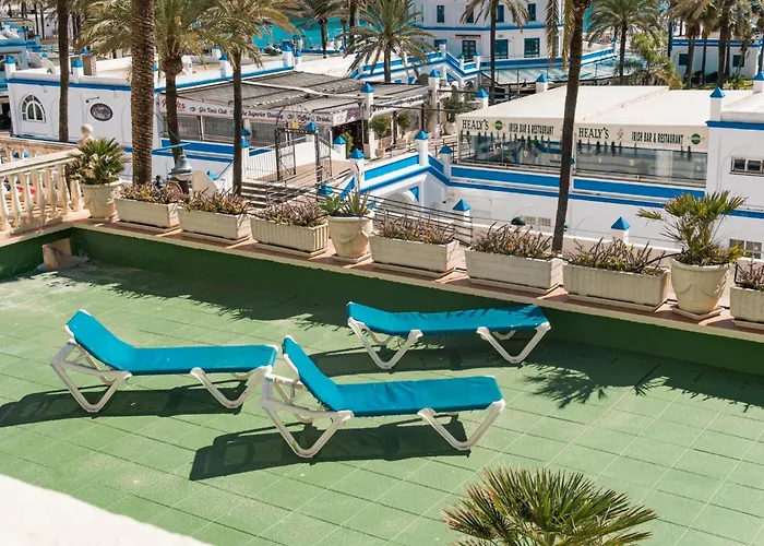 Διαμέρισμα With Terrace And Pools In The Port *